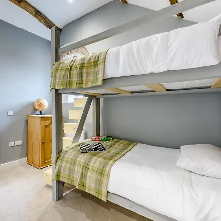 7 Bed In Cockermouth 77660 Holiday home Ullock