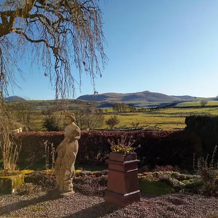 7 Bed In Cockermouth 77660 * Ullock