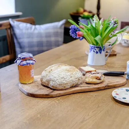 7 Bed In Cockermouth 77660 *