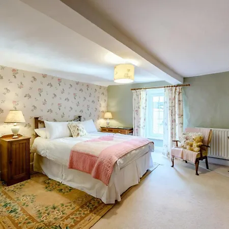 7 Bed In Workington Oc-77660 Ullock
