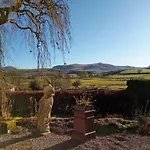 7 Bed In Workington Oc-77660 Nyaraló *