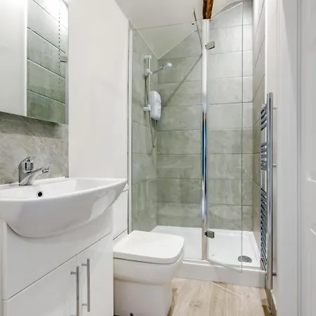 7 Bed In Workington Oc-77660 Ullock